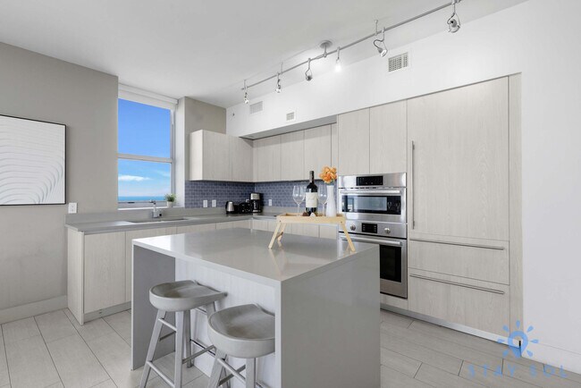 Building Photo - 4112 Jimmy Buffett Mem Hwy