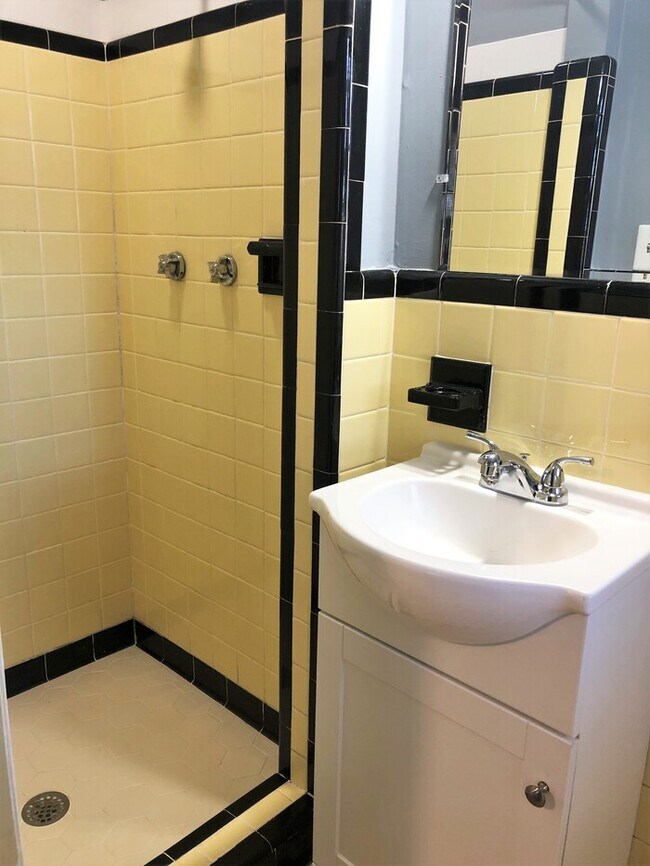 Building Photo - 1473 Haviland Cir