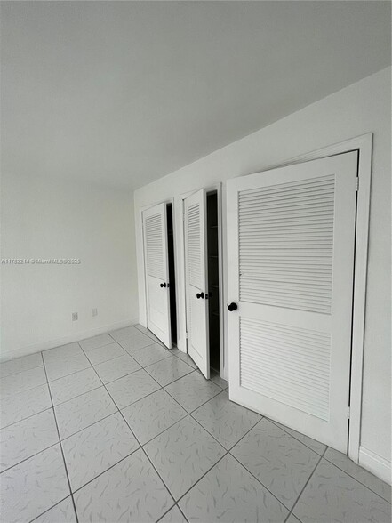 Building Photo - 4200 NW 79th Ave