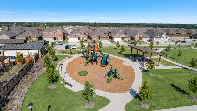 Building Photo - 906 Ramble Rd