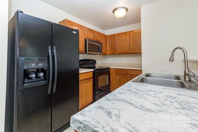 Building Photo - 7311 Mitzi Deborah Dr