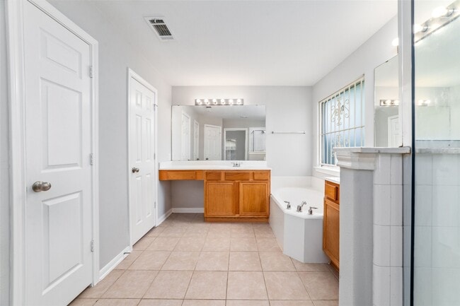 Building Photo - 13206 Rustic Garden Dr