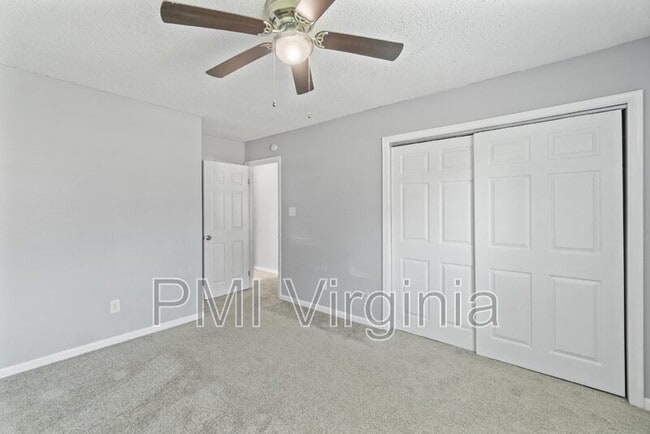 Building Photo - 3909 Wilmington Ct