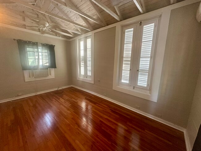 Building Photo - 506 Grinnell St