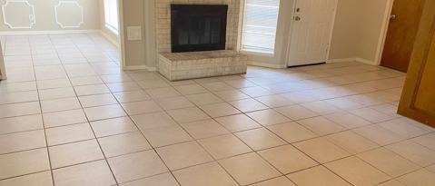 Building Photo - 323 Maybrook Dr