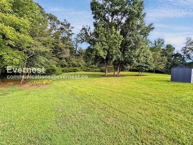 Building Photo - 5021 Bess Moore Rd