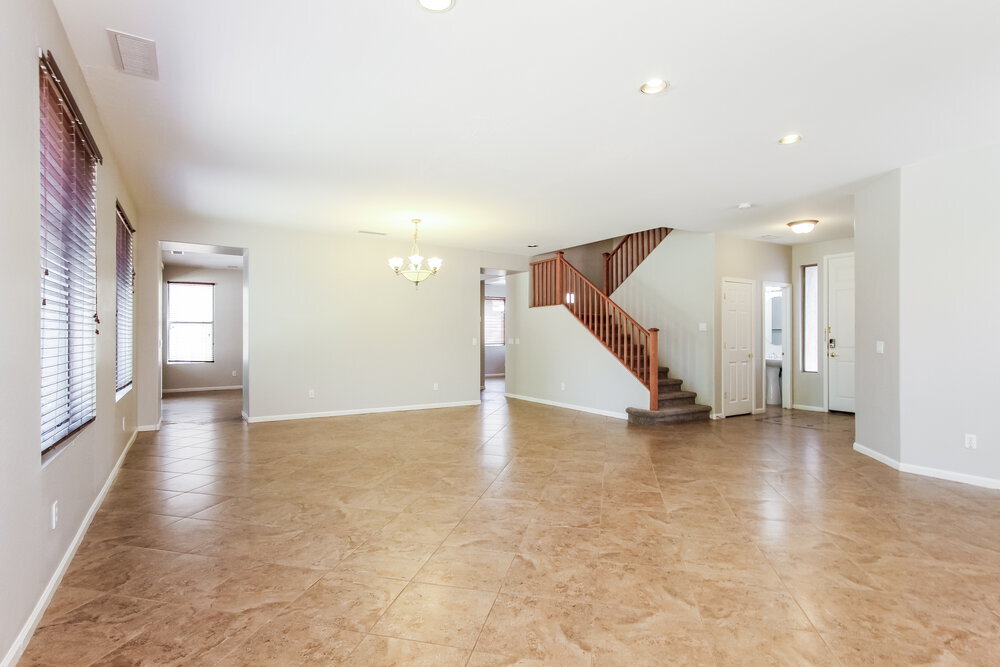 Building Photo - 2075 S Illinois Pl