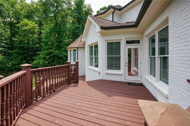Building Photo - 105 Chablis Ct