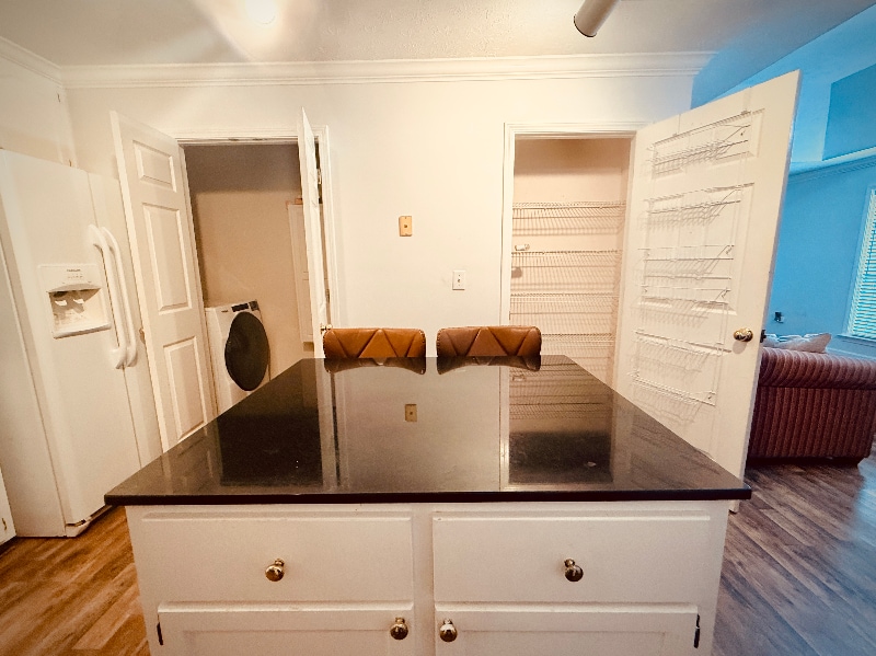 Building Photo - 8928 Asheville Dr