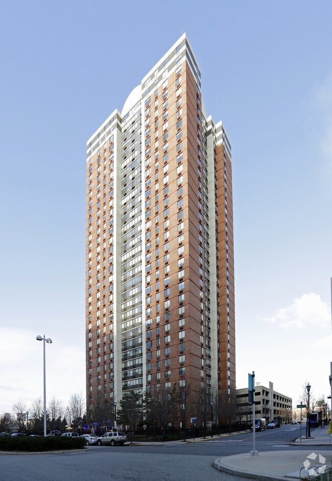 Primary Photo - Parkside East