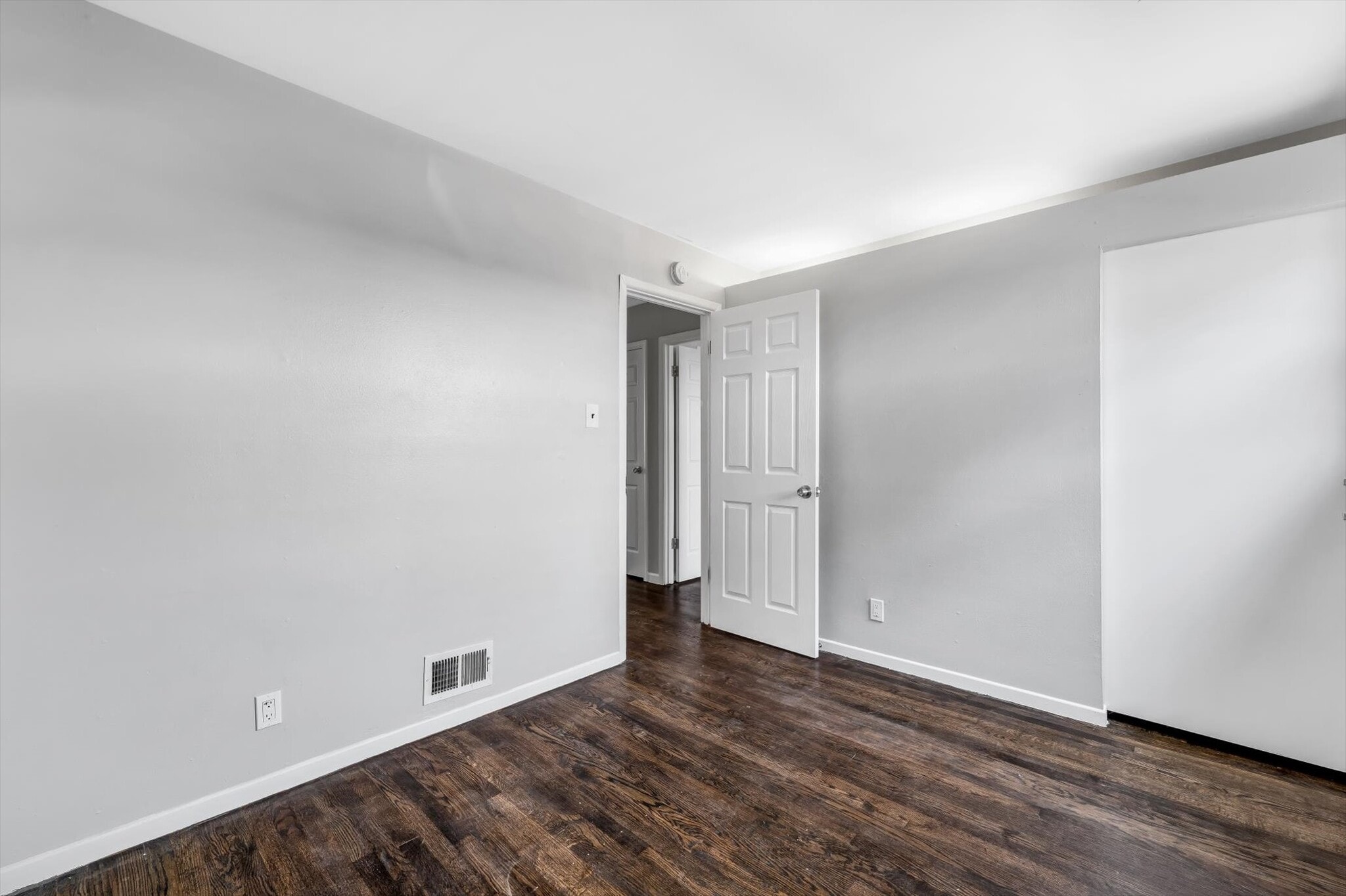 Building Photo - 765 Daniel Boone dr