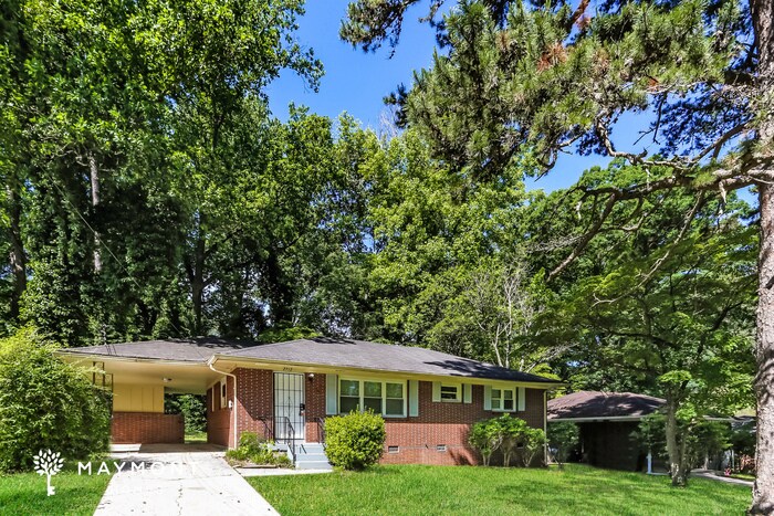 Building Photo - 2712 Cherry Laurel Ln SW