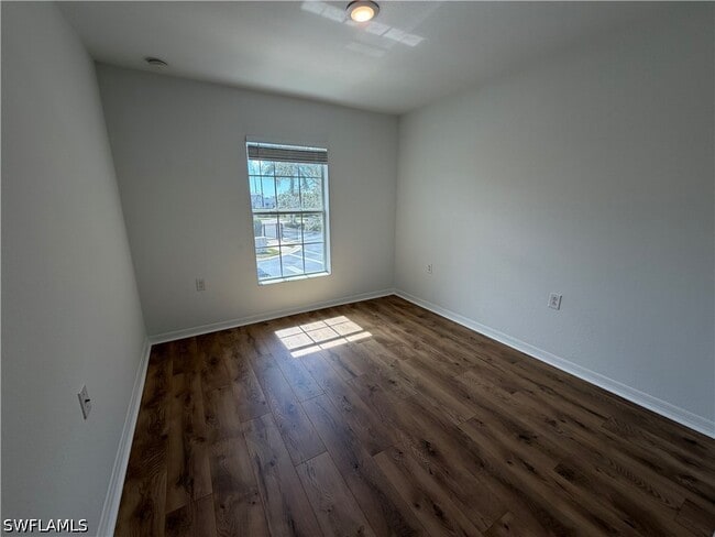 Building Photo - 9101 Gervais Cir