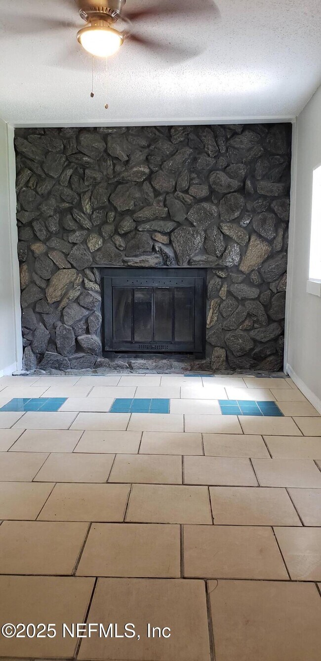 Building Photo - 6704 Helston Ct