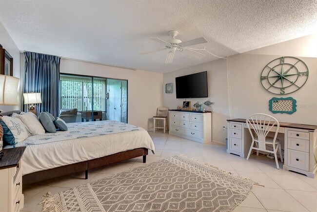 Building Photo - 131 Wild Palm Dr