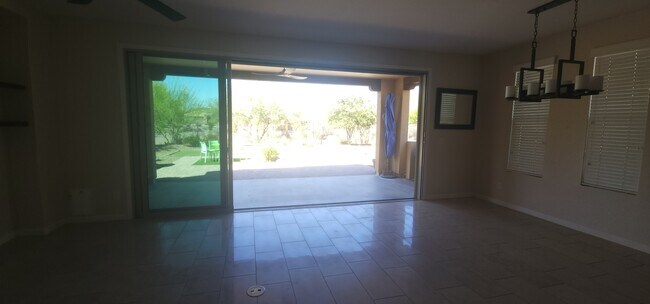 Building Photo - 3350 Big Sky Dr