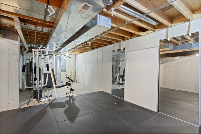 Building Photo - 1873 Grassy Knoll Ct