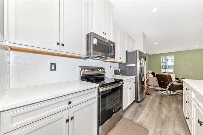 Building Photo - 166 Drydock Wy