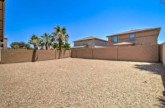 Building Photo - 41375 W Cahill Dr