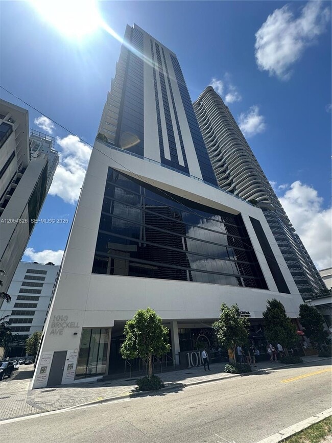Building Photo - 1010 Brickell Ave