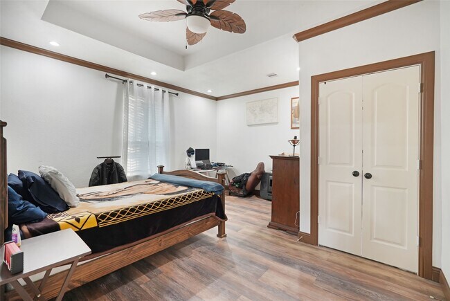 Building Photo - 2521 Rd 3550