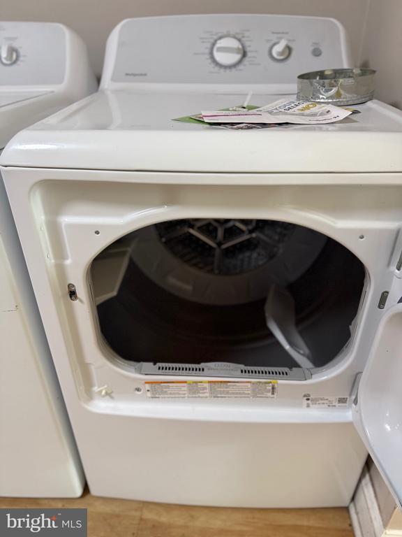 Building Photo - 5303 Westminster Ave