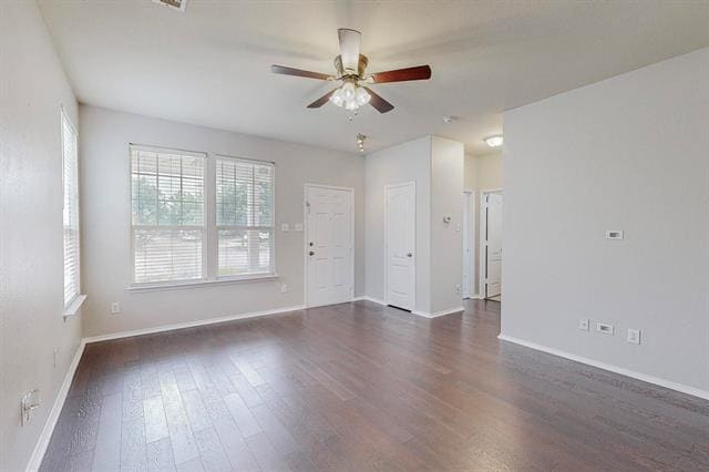 Building Photo - 1901 Prospect Ln