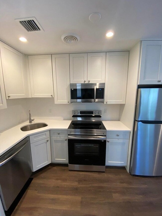 Building Photo - 338 Walton Blvd