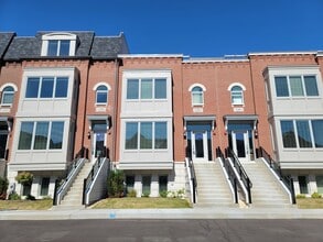 Building Photo - 1257 Gateway Ct