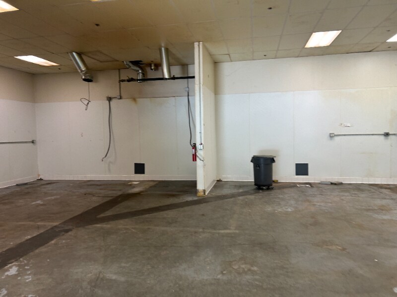 Building Photo - 7972 Capwell Dr