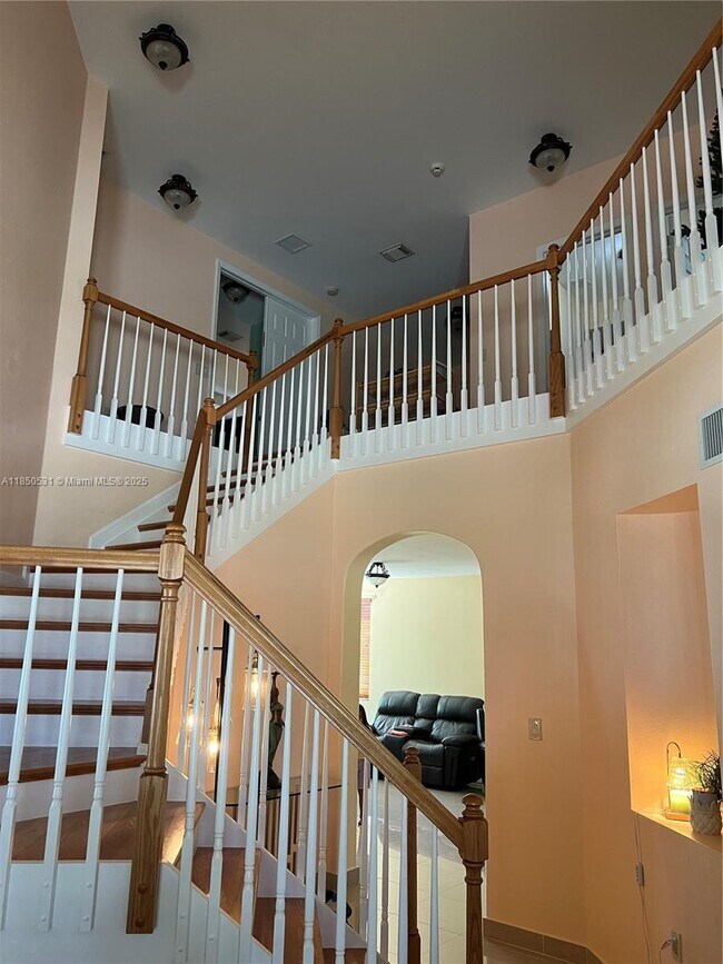 Building Photo - 16427 SW 82nd St