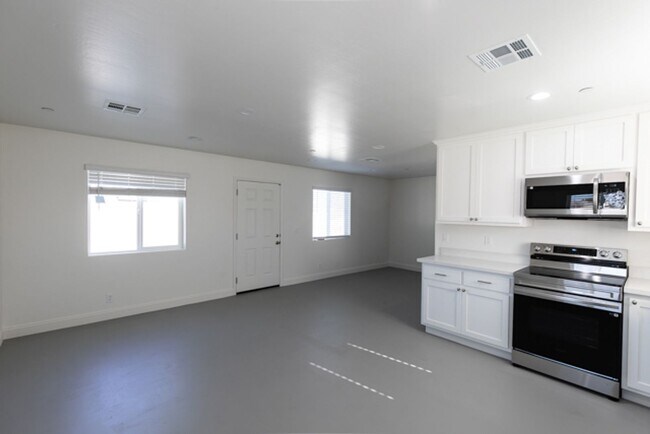 Building Photo - 1524 Porter St