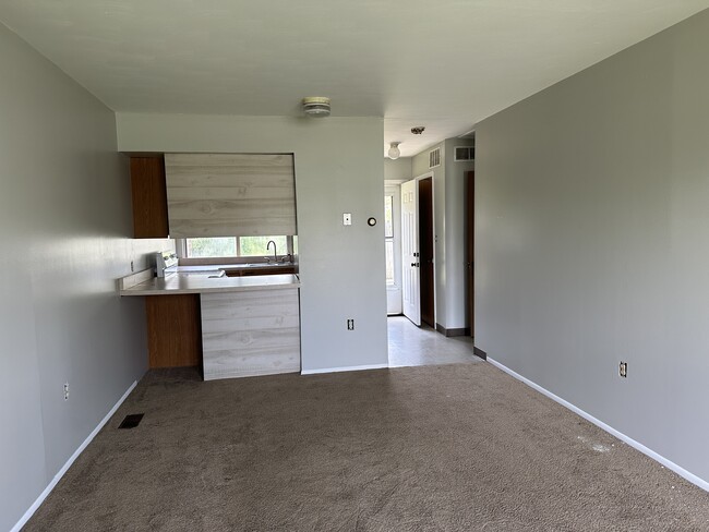 Building Photo - Clemens unit D