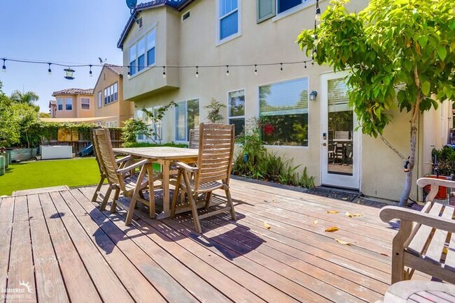 Building Photo - Impeccably Designed 4Bdm 4Ba Home in Desir...