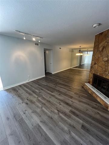 Building Photo - 15221 Berry Trail