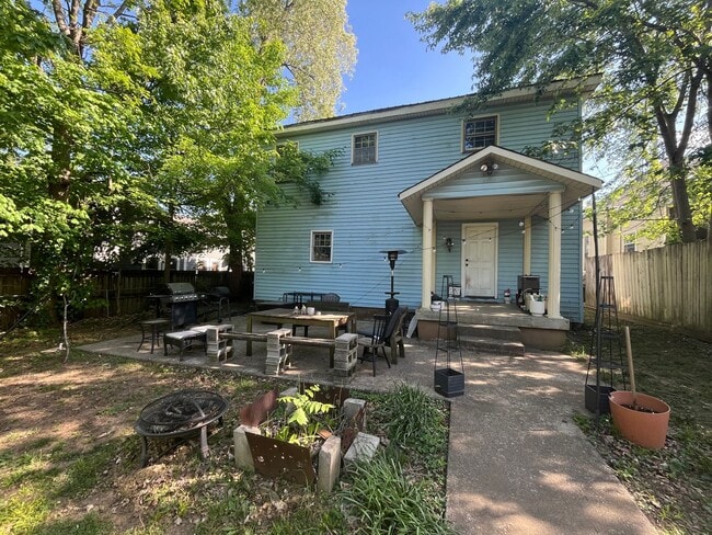 Building Photo - Charming East Nashville Home, 3 Bedrooms/3 baths, fenced yard