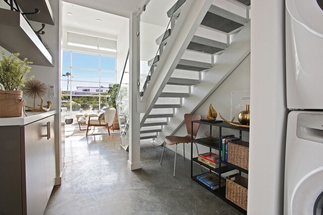 Building Photo - The Stanford West