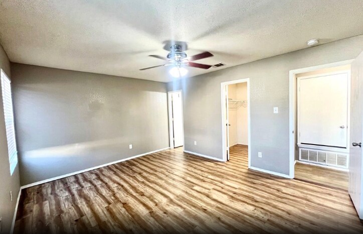 Building Photo - 9908 Peregrine Trl