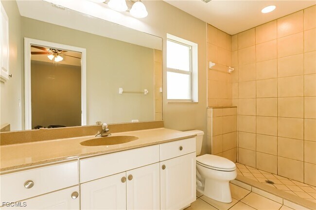 Building Photo - 5840 Regent Rd