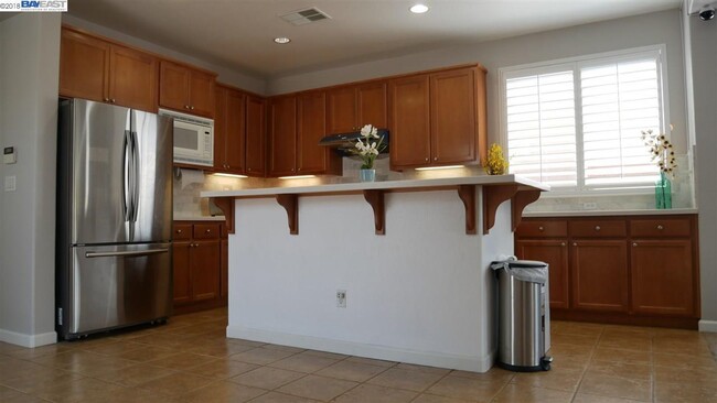 Building Photo - Coming Soon! Mountain House-A Commuter's D...