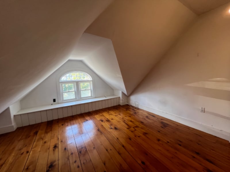 Building Photo - 322 Merrimac St