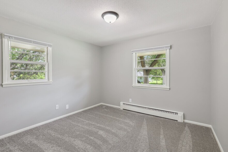 Building Photo - 1921 103rd Ave NW