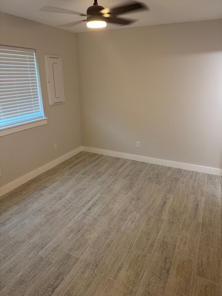 Building Photo - 1311 Caladium Dr
