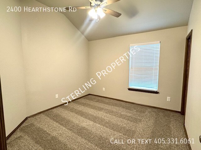Building Photo - 2400 Hearthstone Rd