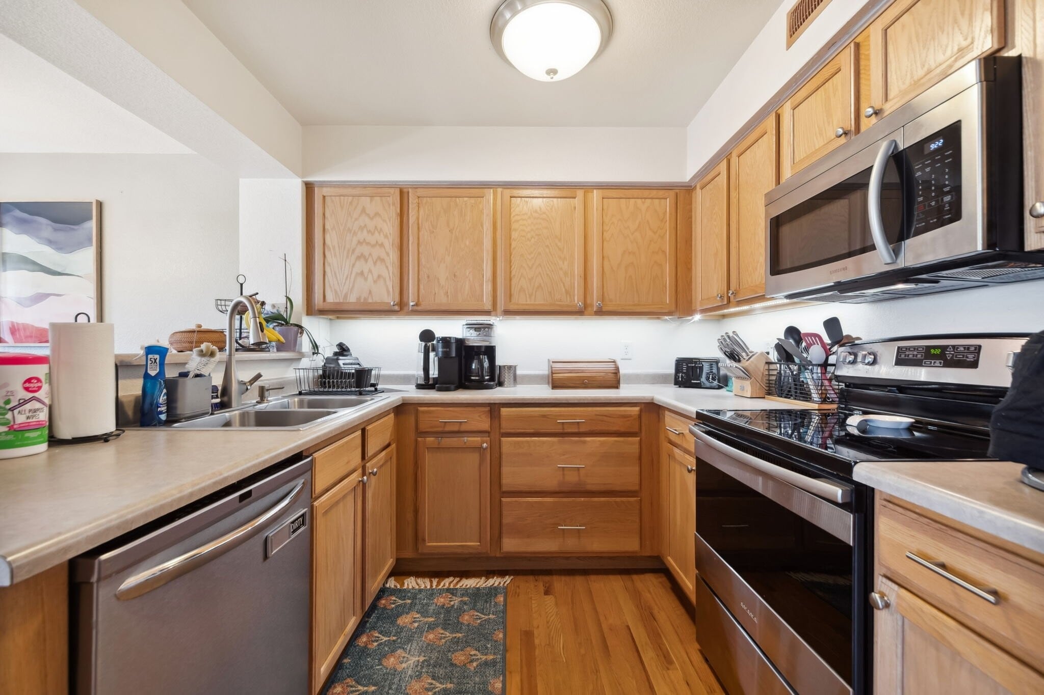 Building Photo - 5550 Corbett Dr