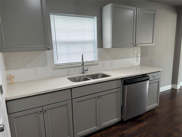 Building Photo - 2016 Deer Path Dr
