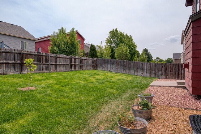 Building Photo - Beautiful home with 4 bedrooms, 2 1/2 bathrooms, 3-car garage in cul-de-sac available for $2,350