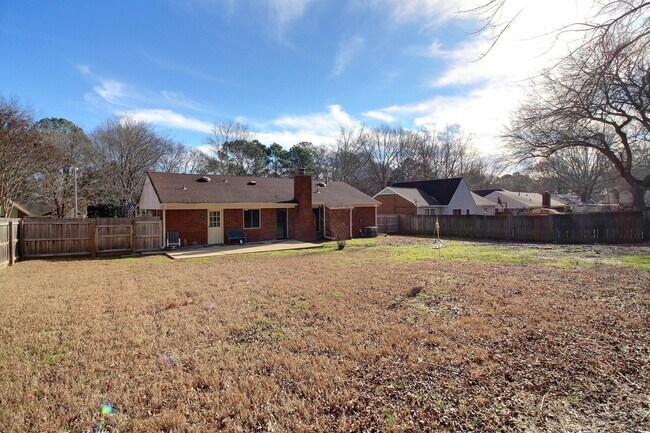 Building Photo - 1153 Verlington Dr