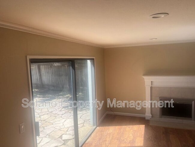 Building Photo - 184 Nantucket Cir