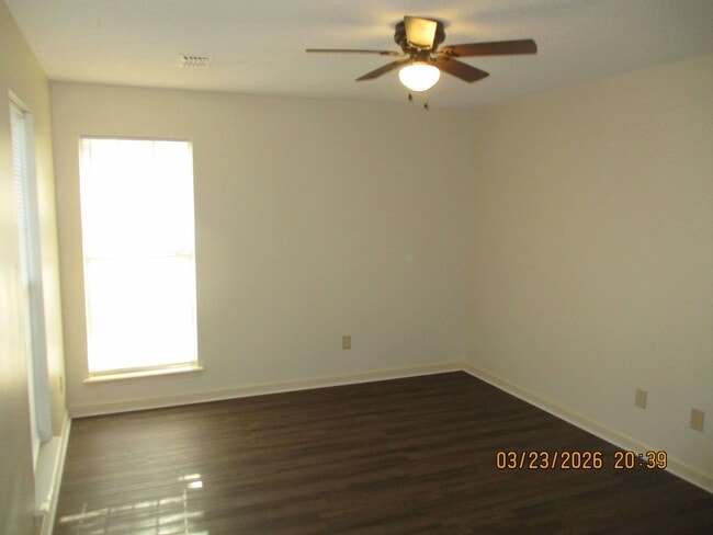 Building Photo - 3708 Countryside Dr